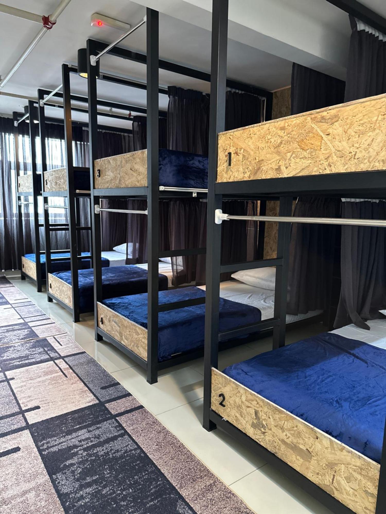 Mix Hostel Kl By Chillout Hostel Petaling Jaya Zewnętrze zdjęcie