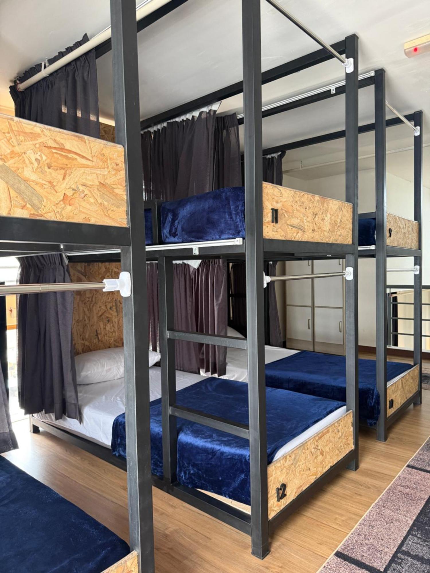 Mix Hostel Kl By Chillout Hostel Petaling Jaya Zewnętrze zdjęcie